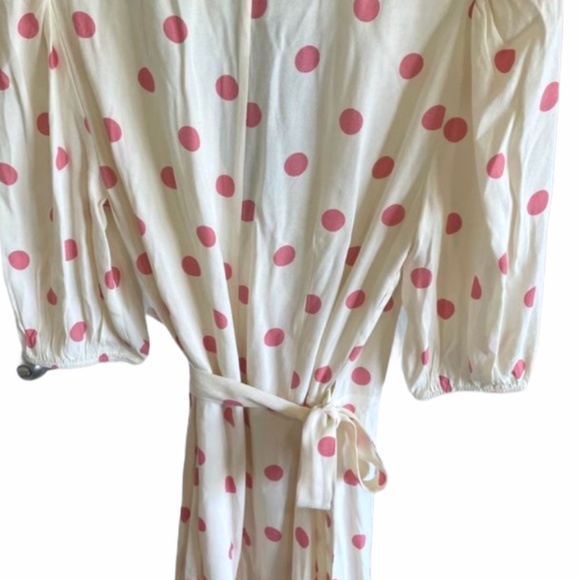 Polka Dot Reformation Dress! - Picture 4 of 6